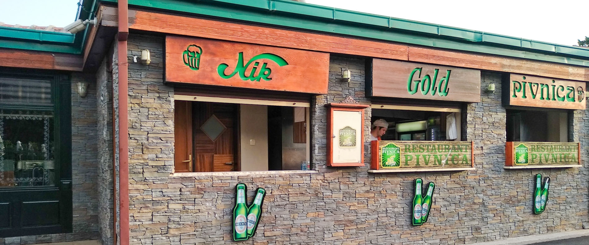 Beer Restaurant Pivnica Nik Gold