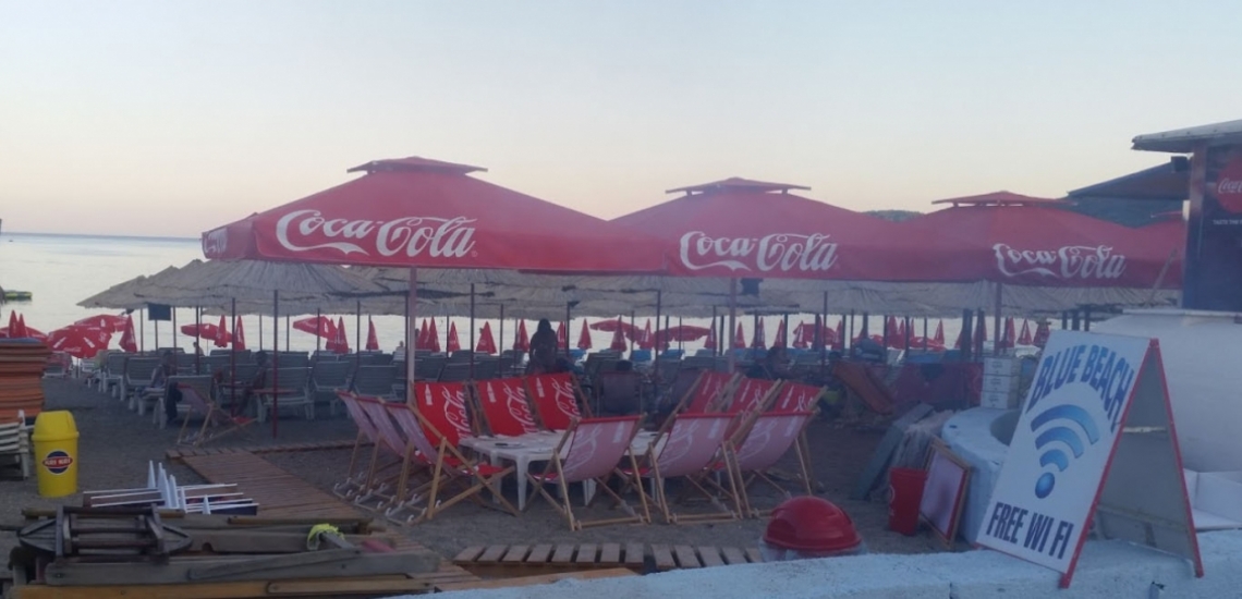 Blue Beach Jaz, пляжный бар Blue Beach Jaz в Будве