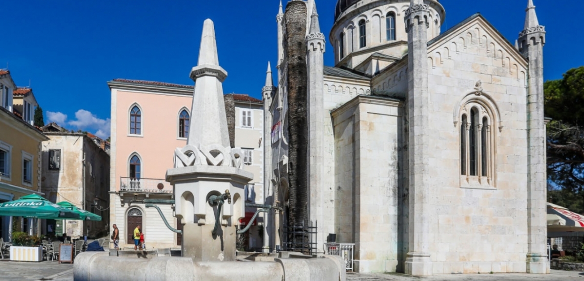 Crkva Sv. Arhangela Mihaila, церковь Святого Архангела Михаила в Херцег-Нови