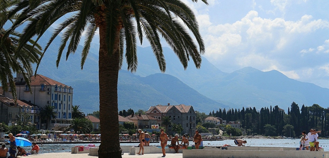 Gradska plaža Tivat, городской пляж в Тивате