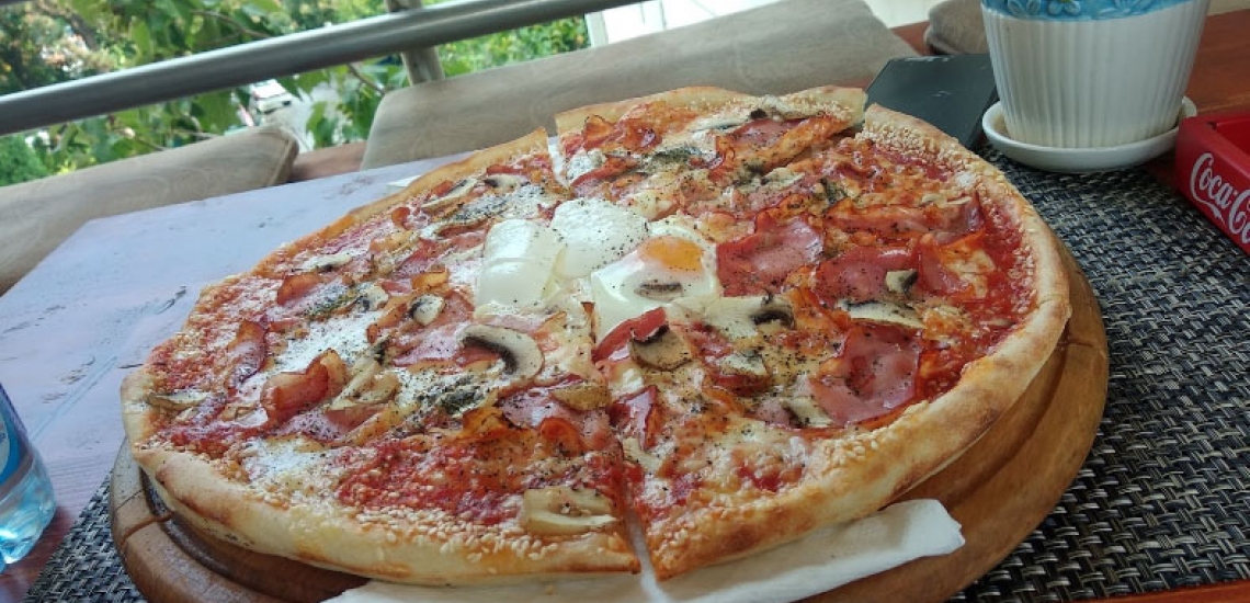 Cafe Pizza Win in Herceg Novi