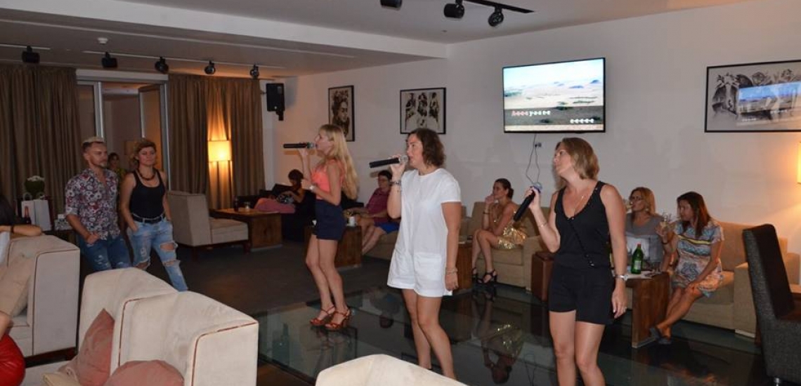 Karaoke Avala, клуб Karaoke Avala в Будве