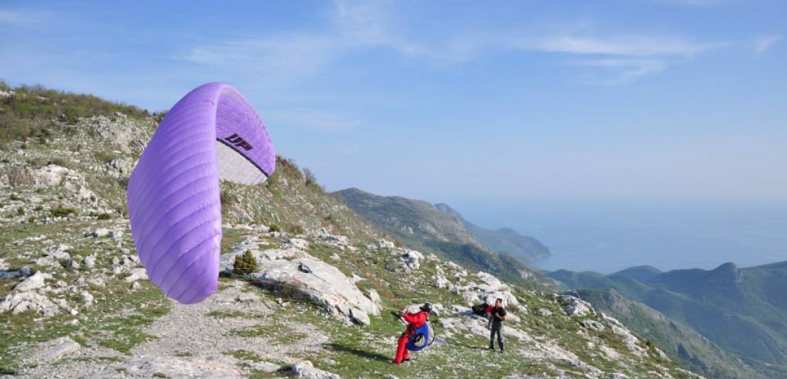 Paragliding Montenegro in Sveti Stefan