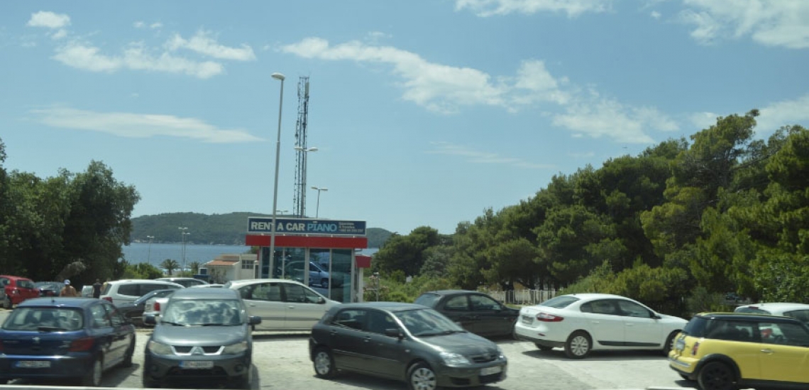 Piano, car rental in Bečići