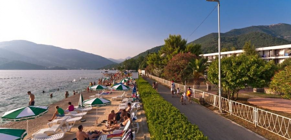 Plaža Donja Lastva, a beach in Tivat