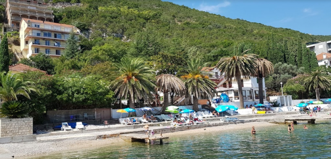 Plaža Njivice, Njivice city beach in Herceg Novi