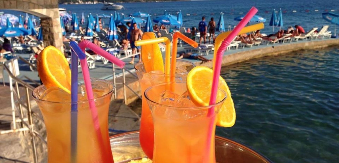 Plažni Bar Bela Lađa, Bela Lada beach bar in Herceg Novi