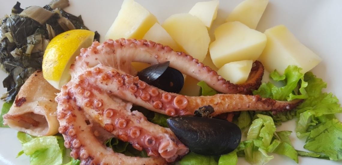 Jazz Beach &amp; Bar in Budva
