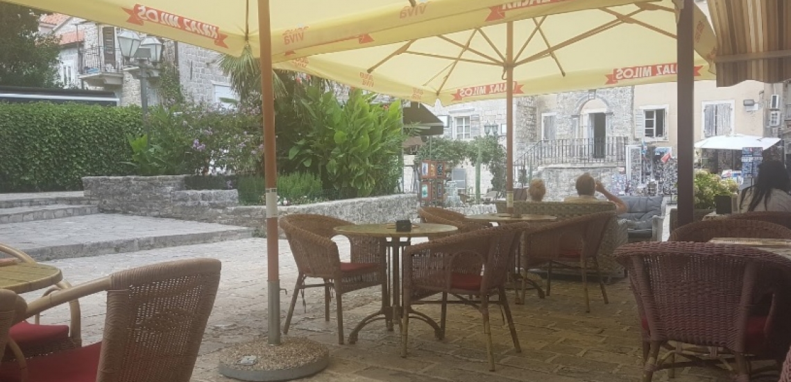 Snack bar pizzeria Sky Light, снек-бар и пиццерия Sky Light в Будве