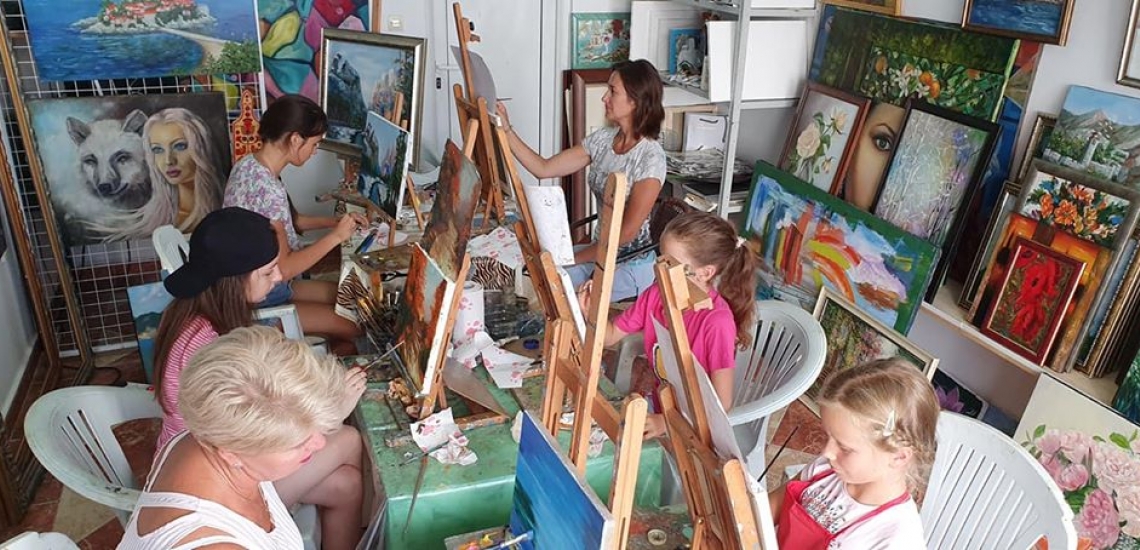 Art Salon L&#039;Cheh in Budva
