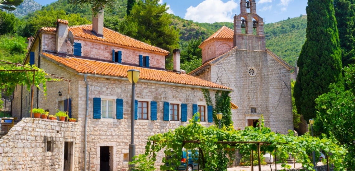 Praskvica Monastery, Sveti Stefan
