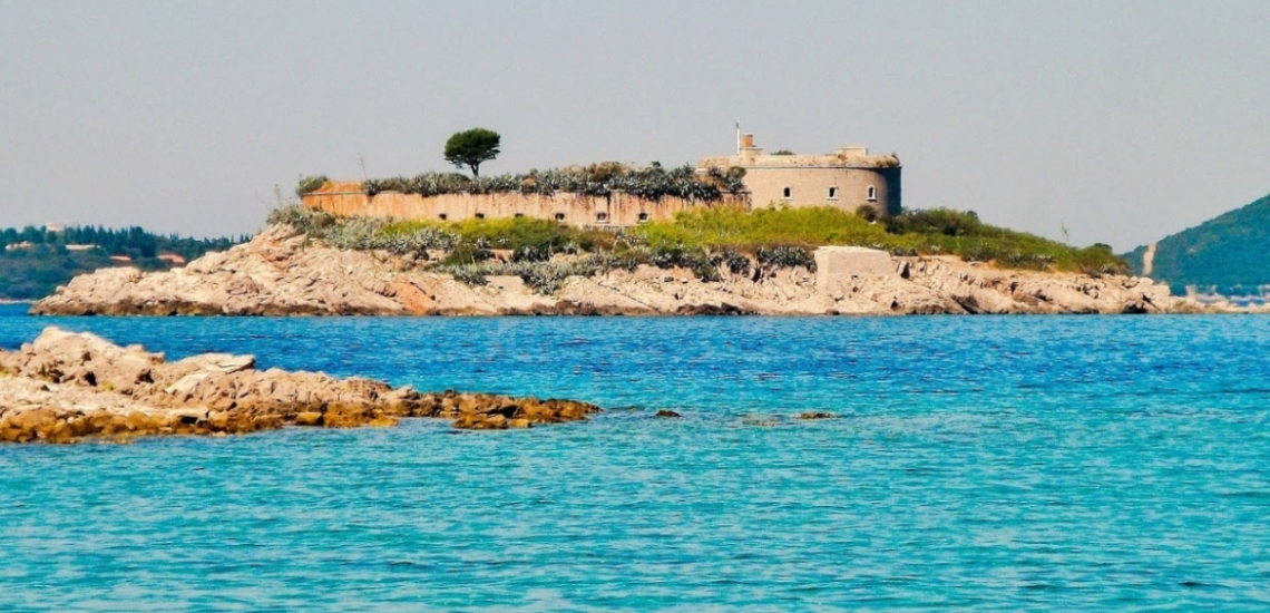 Tvrđava Mamula, the Mamula military fort in Herceg Novi
